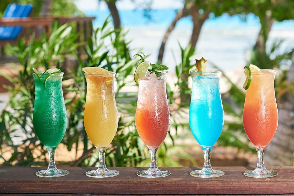 Hatchet Caye Island Resort (Adults Only) Placencia Bagian luar foto