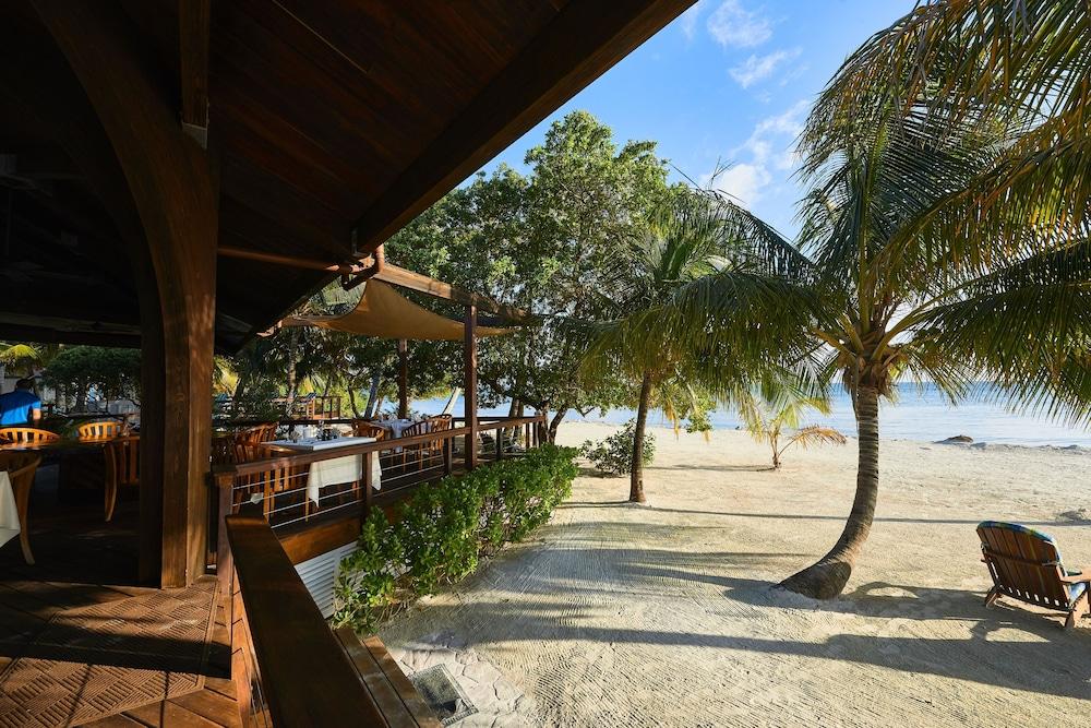Hatchet Caye Island Resort (Adults Only) Placencia Bagian luar foto