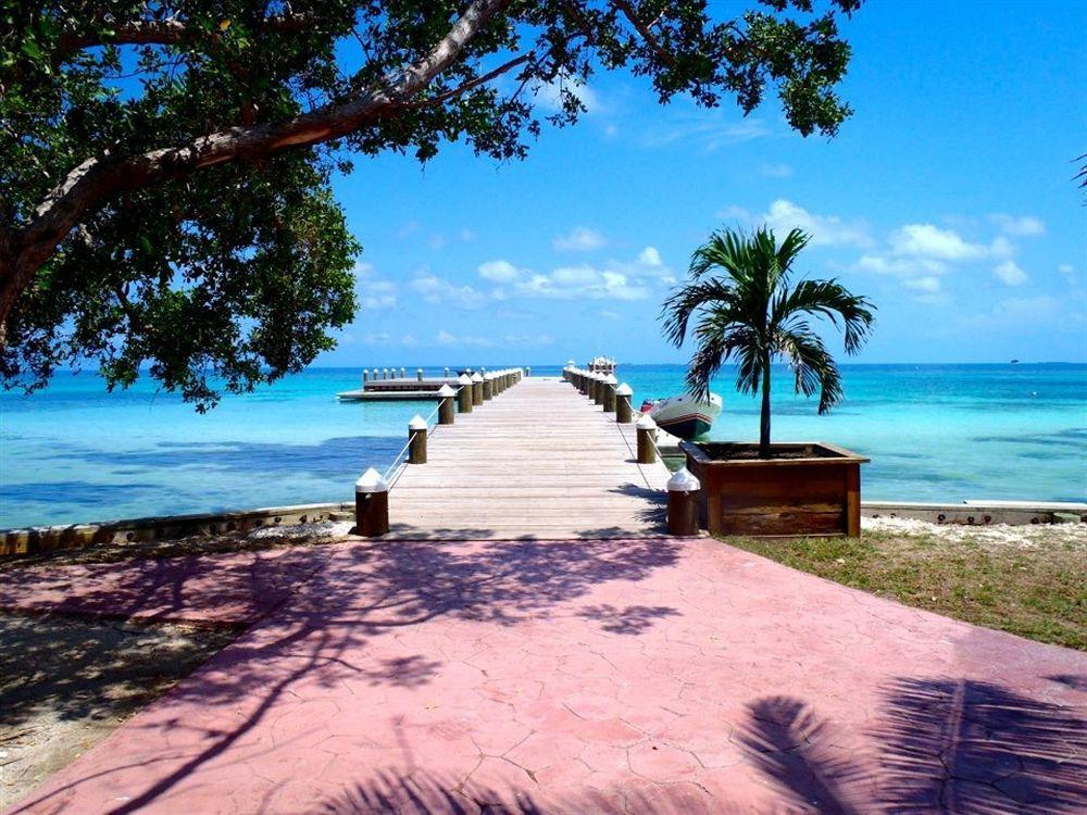 Hatchet Caye Island Resort (Adults Only) Placencia Bagian luar foto