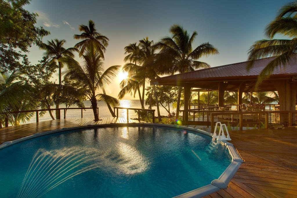 Hatchet Caye Island Resort (Adults Only) Placencia Bagian luar foto
